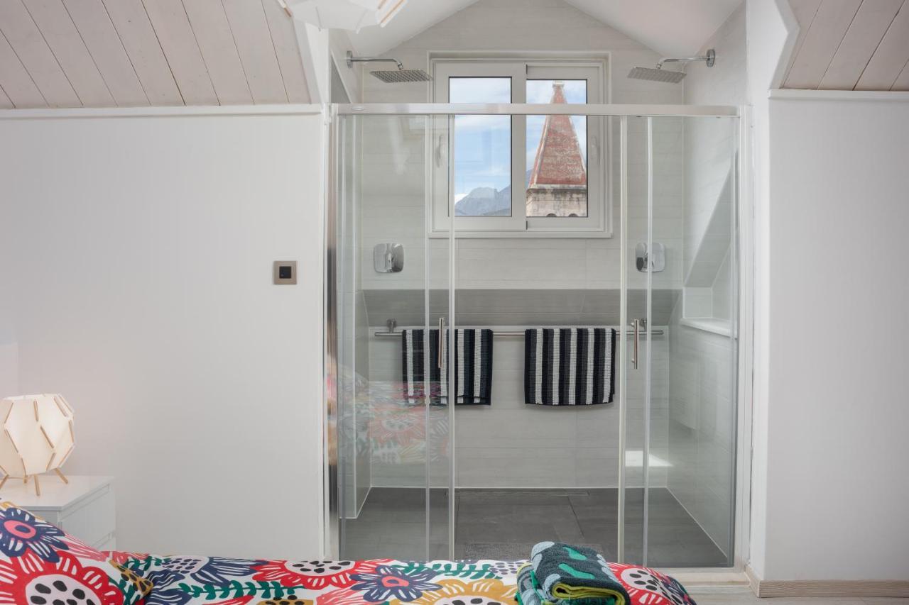 Apartment Coastal Villa Макарска Екстериор снимка