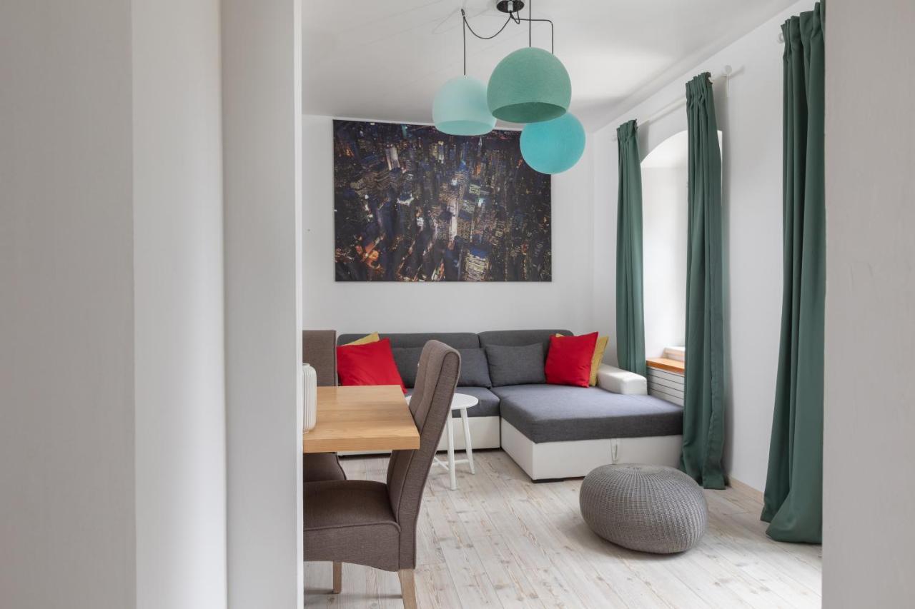 Apartment Coastal Villa Макарска Екстериор снимка