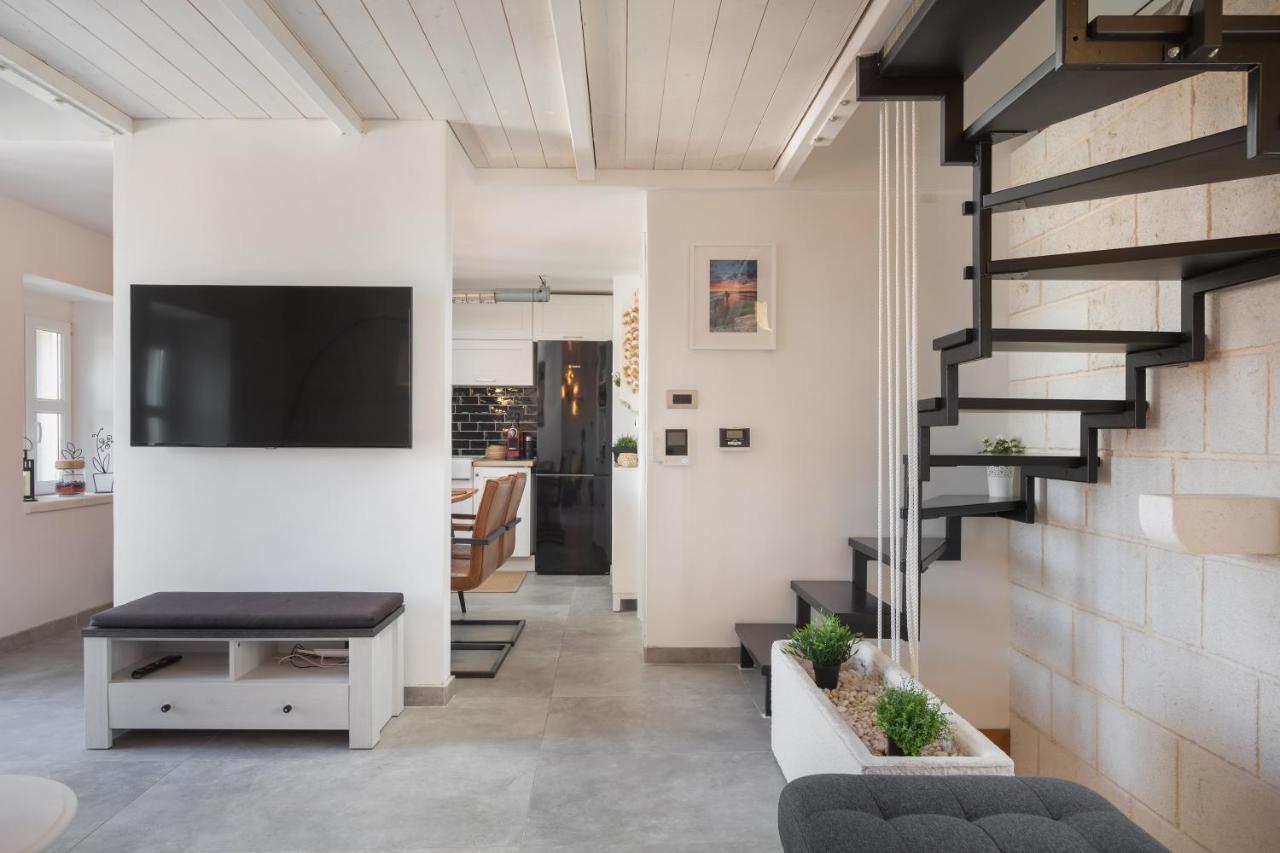 Apartment Coastal Villa Макарска Екстериор снимка